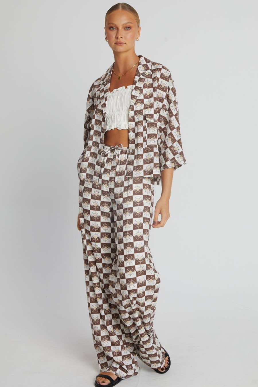 Maternity Runway Scout | Sundown Shirt (Chocolate)