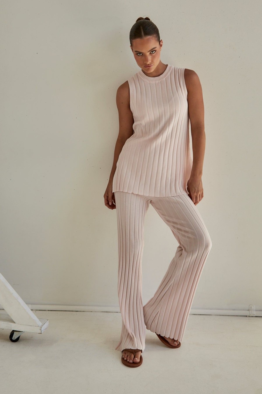 Maternity Runway Scout | Karah Knit Pant (Pink)