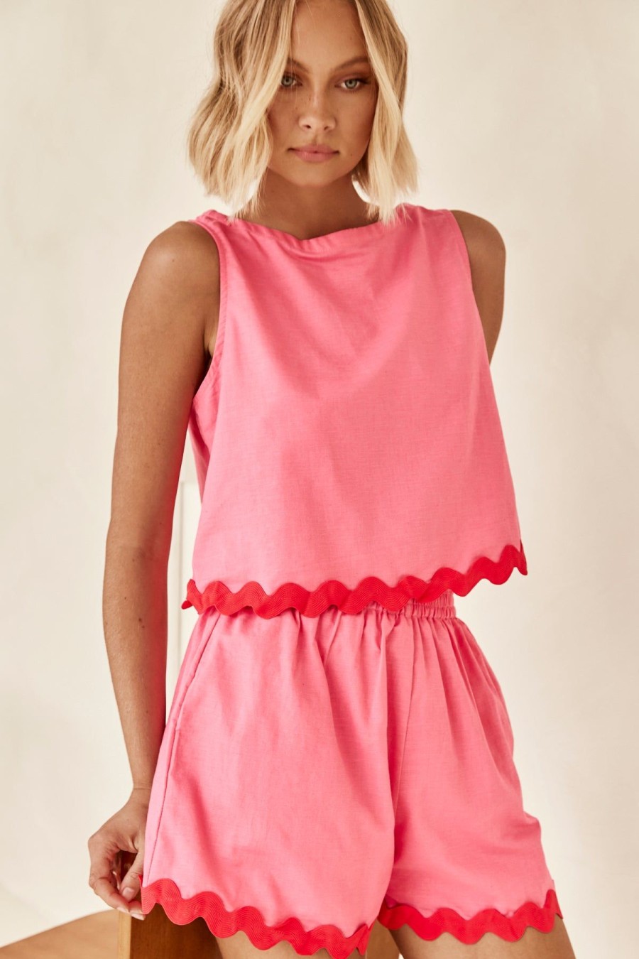 Clothing Runway Scout | Leilani Top (Pink)