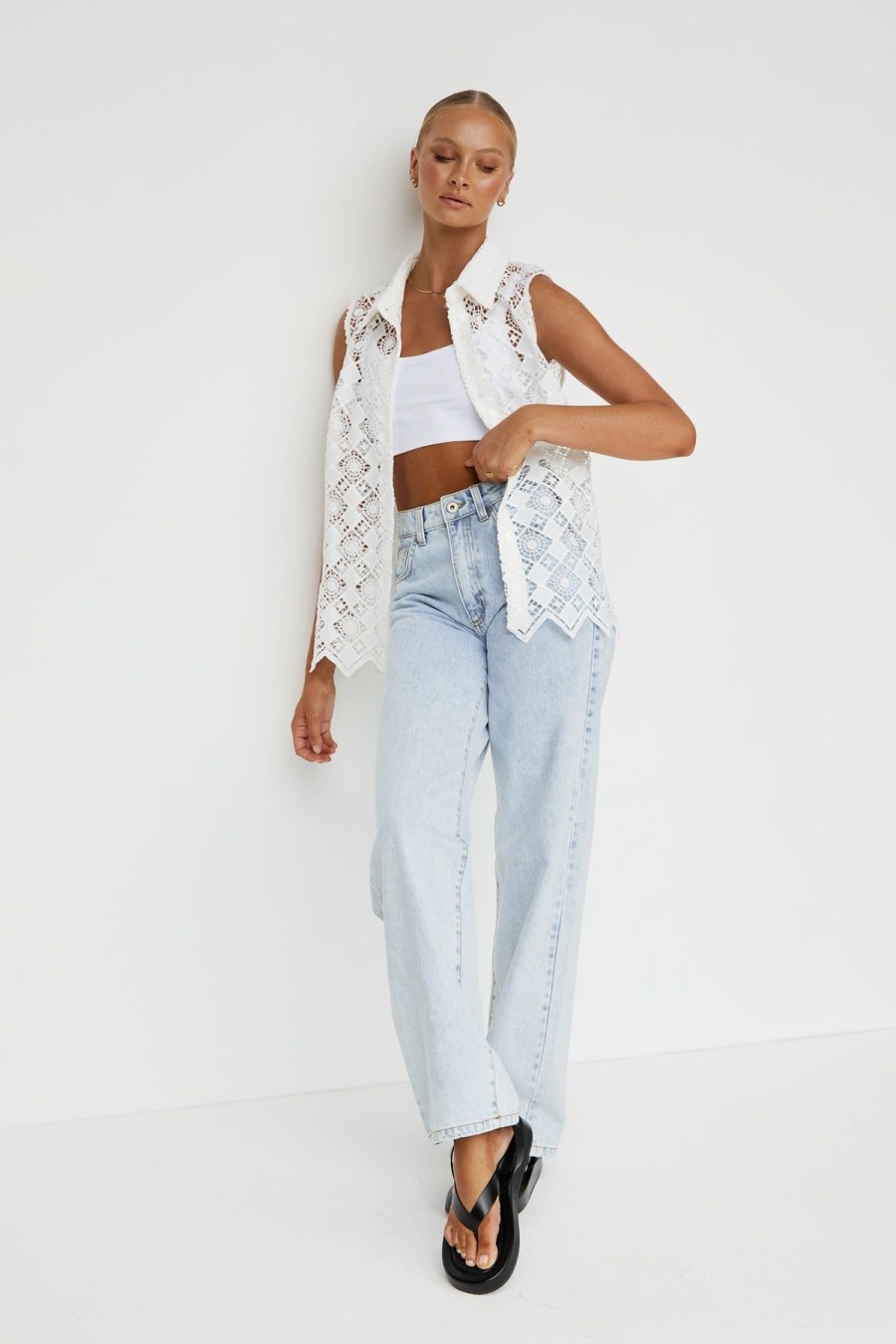 Clothing Runway Scout | Ivanna Top (White)