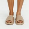 Accessories Runway Scout | Luna Slides (Beige)