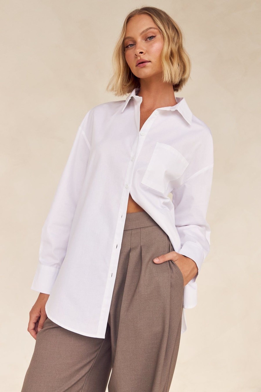 Maternity Runway Scout | Bryan Shirt (White)