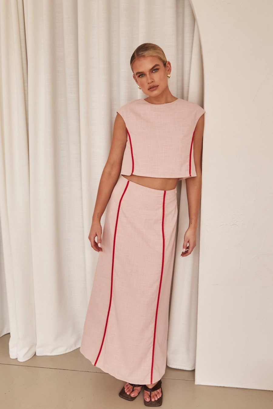 Clothing Runway Scout | Odie Maxi Skirt (Pink)